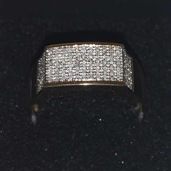 Gorgeous Men’s Diamond Bling Ring - Picture 4 of 8